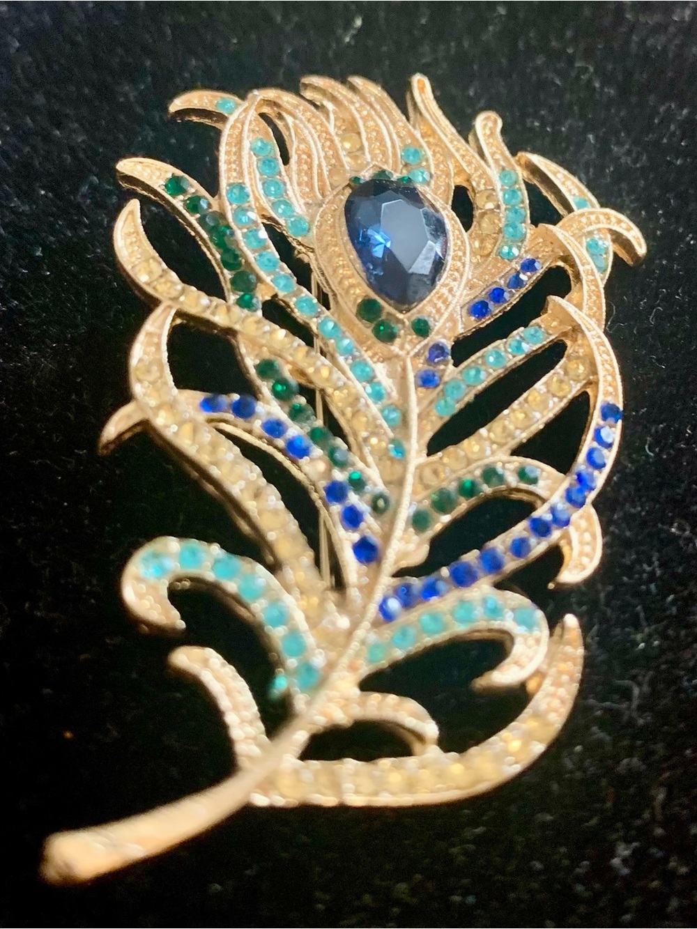 Aratta Peacock Feather Brooch Pin Blue Rhinestone
